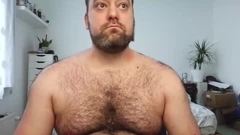 Bruce online show from 04-23-26, 05:37