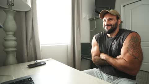 Snapshot of brucestryker chatting on 09-27-25, 01:38 onlyfans BRUCESTRYKER online show from 09-27-25, 01:38