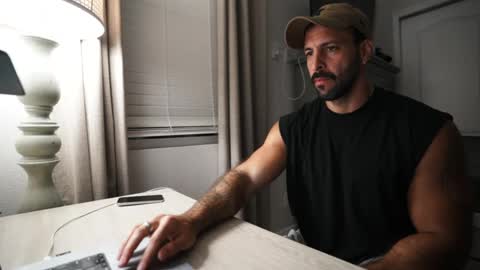 Snapshot of brucestryker chatting on 10-02-25, 12:06 onlyfans BRUCESTRYKER online show from 10-02-25, 12:06