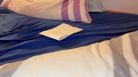 Snapshot of brujo_4 chatting on 12-17-24, 02:55 Brujo 4 online show from 12-17-24, 02:55