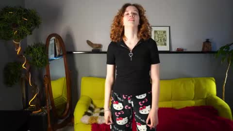 Tess online show from 05-11-26, 01:50