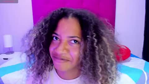 Lady  online show from 12-31-24, 05:18