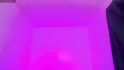 Snapshot of brunettesexy11 chatting on 05-04-26, 07:32 ChannelR online show from 05-04-26, 07:32