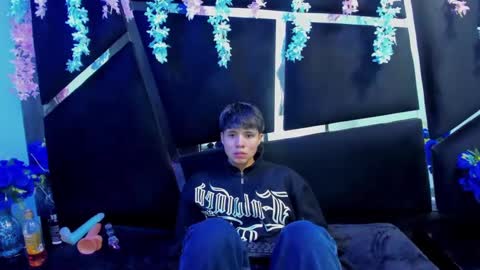 Snapshot of bruno_cruz chatting on 09-11-25, 02:11 Bruno Cruz online show from 09-11-25, 02:11