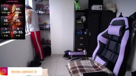 Snapshot of bruno_santos1 chatting on 05-05-26, 01:08 Bruno online show from 05-05-26, 01:08