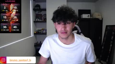 Snapshot of bruno_santos1 chatting on 05-07-26, 01:16 Bruno online show from 05-07-26, 01:16