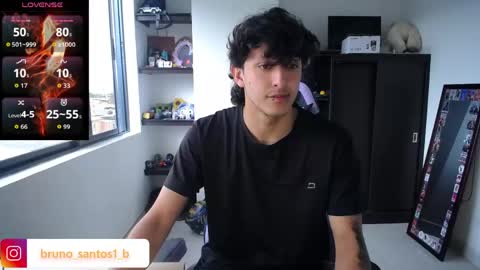Snapshot of bruno_santos1 chatting on 05-11-26, 12:44 Bruno online show from 05-11-26, 12:44