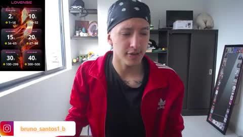 Snapshot of bruno_santos1 chatting on 05-13-26, 12:46 Bruno online show from 05-13-26, 12:46