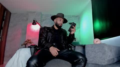 Andres Suarez online show from 12-05-25, 12:36