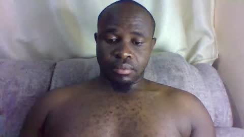 Snapshot of brusedarling chatting on 06-19-26, 04:06 brucedarling online show from 06-19-26, 04:06