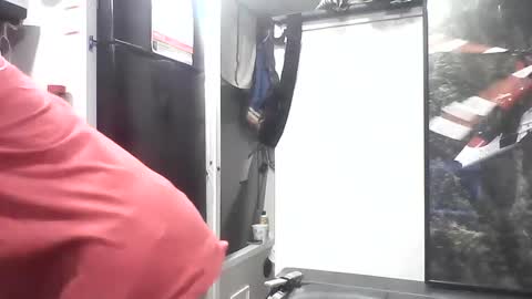 Steve... aka SkinnieDippin aka TimberTramp online show from 10-17-25, 04:37