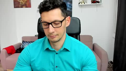 Snapshot of brutusk1 chatting on 02-13-25, 01:37 Brutus K online show from 02-13-25, 01:37