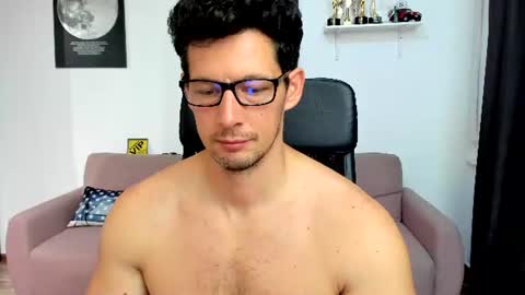 Snapshot of brutusk1 chatting on 07-11-26, 06:27 Brutus K online show from 07-11-26, 06:27