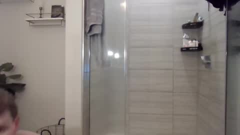 Snapshot of brxdd88 chatting on 09-30-25, 12:48 BRADDY online show from 09-30-25, 12:48