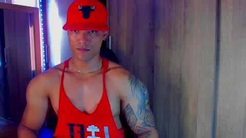 Snapshot of bryan_boy_ chatting on 12-05-24, 11:49 bryan online show from 12-05-24, 11:49