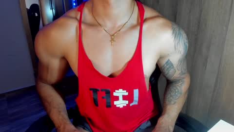 Snapshot of bryan_boy_ chatting on 02-05-25, 01:15 bryan online show from 02-05-25, 01:15