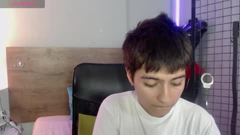 Snapshot of bryce_evans chatting on 12-17-24, 11:59 B R Y C E online show from 12-17-24, 11:59