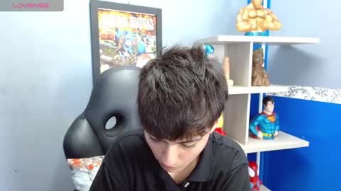 Snapshot of bryce_evans chatting on 12-24-24, 06:06 B R Y C E online show from 12-24-24, 06:06