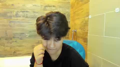 Snapshot of bryce_evans chatting on 09-27-25, 02:11 B R Y C E online show from 09-27-25, 02:11