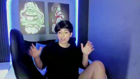 Snapshot of bryce_evans chatting on 10-13-25, 03:23 B R Y C E online show from 10-13-25, 03:23