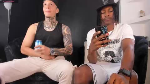 Snapshot of bryxxxon1 chatting on 03-09-25, 02:21 Bryxon online show from 03-09-25, 02:21