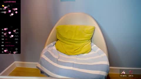 Snapshot of bubbblegum chatting on 11-04-25, 07:57 Bubblegum online show from 11-04-25, 07:57