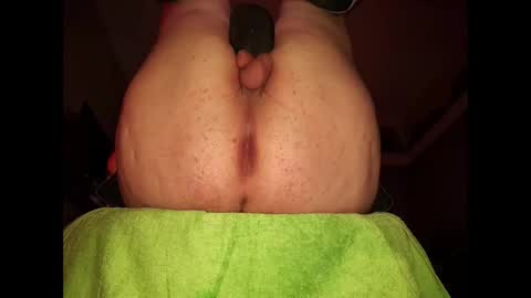 Snapshot of bubbl3sbutt chatting on 10-19-25, 12:17 Bubbl3sbutt online show from 10-19-25, 12:17