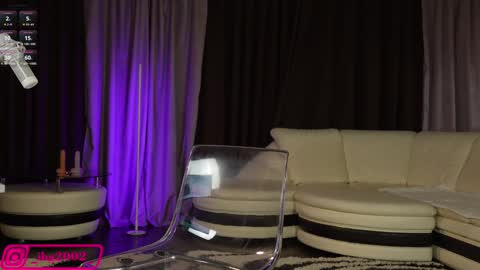 Bubble  gum  online show from 02-07-25, 01:36