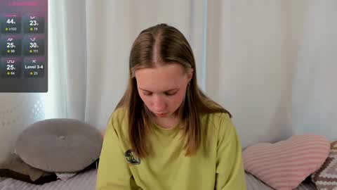 Sabrina  online show from 02-06-25, 10:48