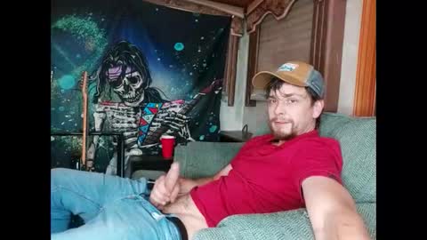 Snapshot of bubblebutt417 chatting on 05-08-26, 12:05 Max candi online show from 05-08-26, 12:05
