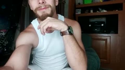 Snapshot of bubblebutt417 chatting on 06-15-26, 03:31 Max candi online show from 06-15-26, 03:31