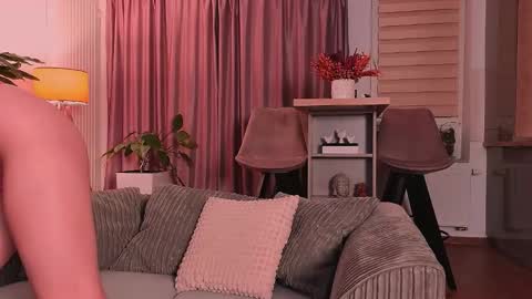 Snapshot of bubblecum4 chatting on 01-11-26, 04:23 MayaCroft online show from 01-11-26, 04:23