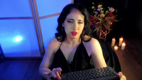 Snapshot of bubblewhite_ chatting on 12-30-24, 02:30 BubbleJereth online show from 12-30-24, 02:30