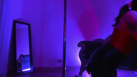 Snapshot of bubblewhite_ chatting on 01-14-25, 02:22 BubbleJereth online show from 01-14-25, 02:22