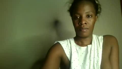 Snapshot of bubblie_bae chatting on 07-12-26, 06:54 Bobbie online show from 07-12-26, 06:54