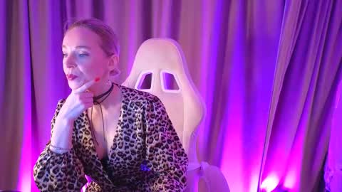 bubbling_crush online show from 02-16-25, 11:05