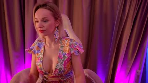 bubbling_crush online show from 02-22-25, 04:40