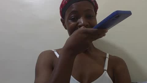 Snapshot of bubbly_jocyce chatting on 06-16-26, 11:46 talisha online show from 06-16-26, 11:46