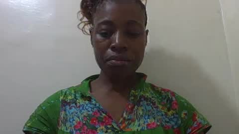 Snapshot of bubbly_jocyce chatting on 06-19-26, 09:46 talisha online show from 06-19-26, 09:46