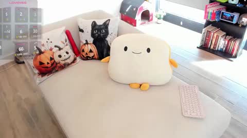 Bomba  online show from 10-14-25, 04:08