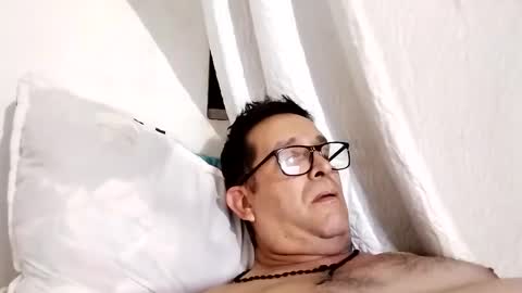 buchs32 online show from 09-24-25, 04:16