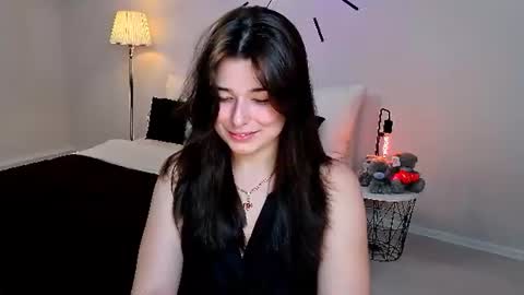 Ari online show from 06-26-26, 01:59