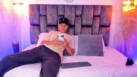 buda cataleya online show from 03-26-26, 11:27