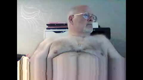 Snapshot of budapestgrandpa chatting on 05-08-26, 09:58 budapestgrandpa online show from 05-08-26, 09:58