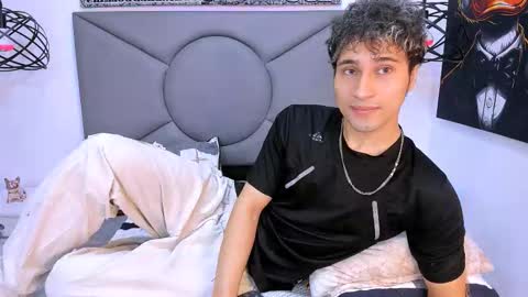 Buddy Whitte online show from 01-10-26, 02:41