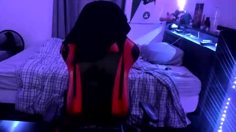 Snapshot of buffsexyman24 chatting on 02-22-25, 04:40 buffsexyman24 online show from 02-22-25, 04:40