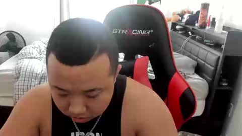 Snapshot of buffsexyman24 chatting on 02-22-25, 08:53 buffsexyman24 online show from 02-22-25, 08:53