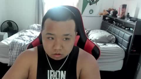 Snapshot of buffsexyman24 chatting on 02-25-25, 08:30 buffsexyman24 online show from 02-25-25, 08:30