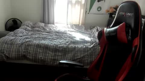 Snapshot of buffsexyman24 chatting on 02-28-25, 05:04 buffsexyman24 online show from 02-28-25, 05:04