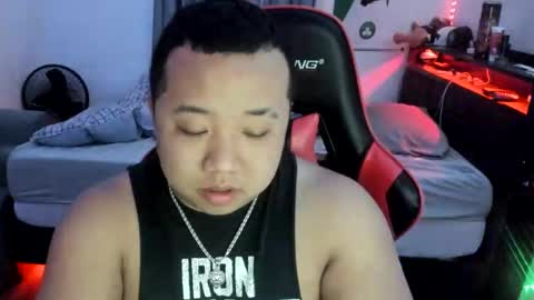 Snapshot of buffsexyman24 chatting on 03-03-25, 03:52 buffsexyman24 online show from 03-03-25, 03:52